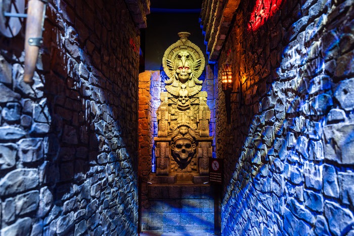 Uncharted Ride Theming