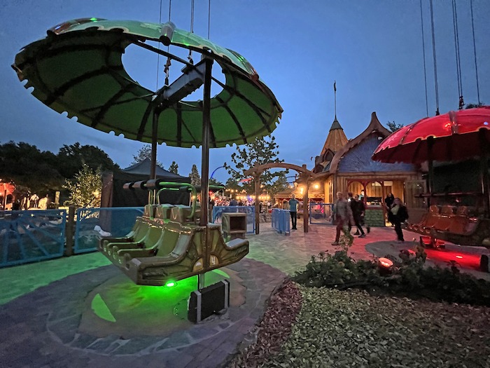 Dragonwatch at Night Toverland 