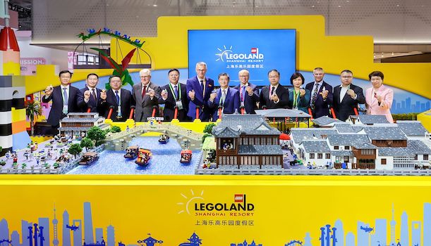 The unveiling ceremony of Fengjing Water Town Model