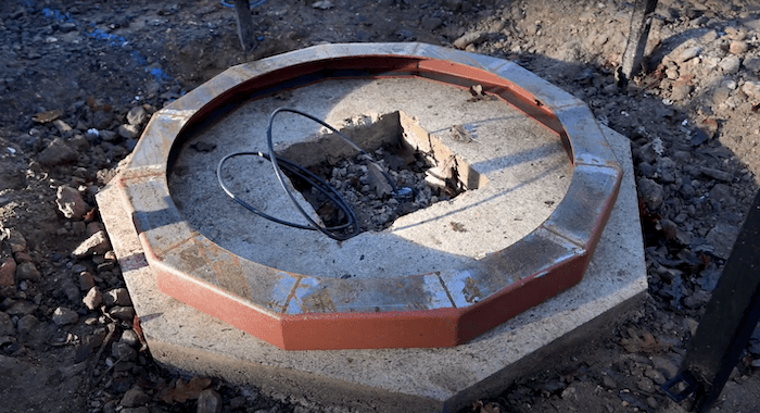 Ghostly Manor Fountain