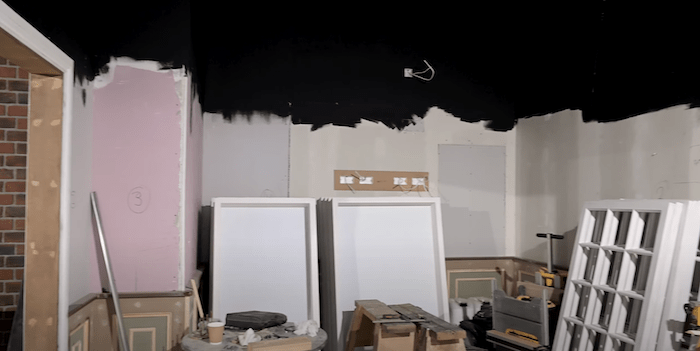 Ghostly Manor Pre Show